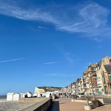 Le Front De - Lumineux Esplanade Мер-ле-Бен